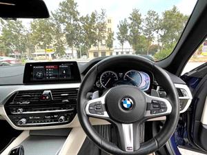 kibris-araba-com-kktc-araba-bayi-oto-galeri-satilik-arac-ilan-Plakasız 2 El 2018 BMW  5-Serisi  520d