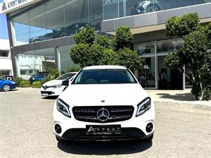 kibris-araba-com-kktc-araba-bayi-oto-galeri-satilik-arac-ilan-Plakasız 2 El 2019 Mercedes-Benz  CLA  180