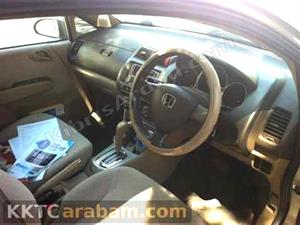 kibris-araba-com-kktc-araba-bayi-oto-galeri-satilik-arac-ilan-İkinci El 2004 Honda  Fit Aria  1.3