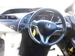 kibris-araba-com-kktc-araba-bayi-oto-galeri-satilik-arac-ilan-İkinci El 2007 Honda  Civic  1.3