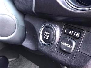 kibris-araba-com-kktc-araba-bayi-oto-galeri-satilik-arac-ilan-Plakasız 2 El 2015 Toyota  Vitz  1.3