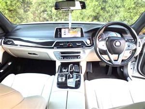 kibris-araba-com-kktc-araba-bayi-oto-galeri-satilik-arac-ilan-İkinci El 2016 BMW  7-Serisi  730d