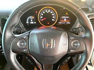 kibris-araba-com-kktc-araba-bayi-oto-galeri-satilik-arac-ilan-Plakasız 2 El 2016 Honda  Vezel RS  1.5