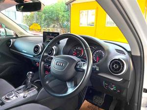 kibris-araba-com-kktc-araba-bayi-oto-galeri-satilik-arac-ilan-Plakasız 2 El 2017 Audi  A3  1.4 TFSI