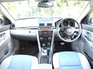 kibris-araba-com-kktc-araba-bayi-oto-galeri-satilik-arac-ilan-İkinci El 2005 Mazda  Axela  1.5