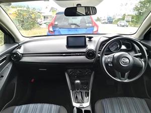 kibris-araba-com-kktc-araba-bayi-oto-galeri-satilik-arac-ilan-İkinci El 2016 Mazda  Demio  1.3
