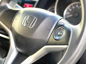 kibris-araba-com-kktc-araba-bayi-oto-galeri-satilik-arac-ilan-İkinci El 2015 Honda  Fit  1.3