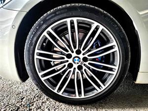 kibris-araba-com-kktc-araba-bayi-oto-galeri-satilik-arac-ilan-Plakasız 2 El 2018 BMW  5-Serisi  530i