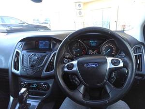 kibris-araba-com-kktc-araba-bayi-oto-galeri-satilik-arac-ilan-İkinci El 2013 Ford  Focus  1.6 Titanium