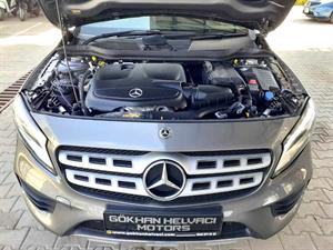 kibris-araba-com-kktc-araba-bayi-oto-galeri-satilik-arac-ilan-Plakasız 2 El 2020 Mercedes-Benz  GLA  180 Sport Premium Plus