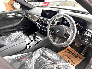 kibris-araba-com-kktc-araba-bayi-oto-galeri-satilik-arac-ilan-Plakasız 2 El 2019 BMW  5-Serisi  530i