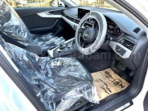 kibris-araba-com-kktc-araba-bayi-oto-galeri-satilik-arac-ilan-Plakasız 2 El 2019 Audi  A4  1.4 TFSI
