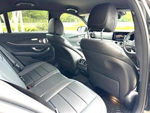 kibris-araba-com-kktc-araba-bayi-oto-galeri-satilik-arac-ilan-Plakasız 2 El 2020 Mercedes-Benz  E-Class  E220d AMG Line Premium