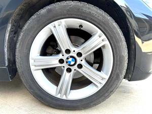 kibris-araba-com-kktc-araba-bayi-oto-galeri-satilik-arac-ilan-İkinci El 2015 BMW  3-Serisi  318i