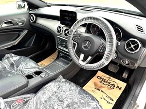 kibris-araba-com-kktc-araba-bayi-oto-galeri-satilik-arac-ilan-Plakasız 2 El 2019 Mercedes-Benz  GLA  1.6