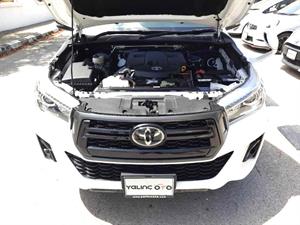 kibris-araba-com-kktc-araba-bayi-oto-galeri-satilik-arac-ilan-Plakasız 2 El 2019 Toyota  Hilux  2.4